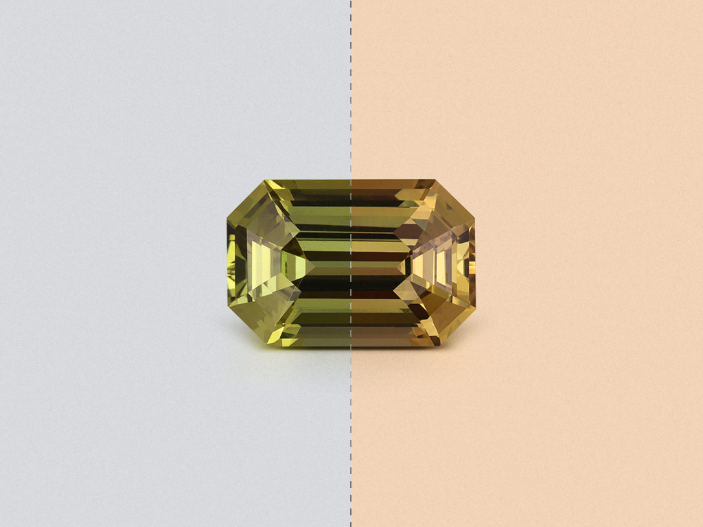 Alexandrite color change octagon cut 2.90 carats, Sri Lanka