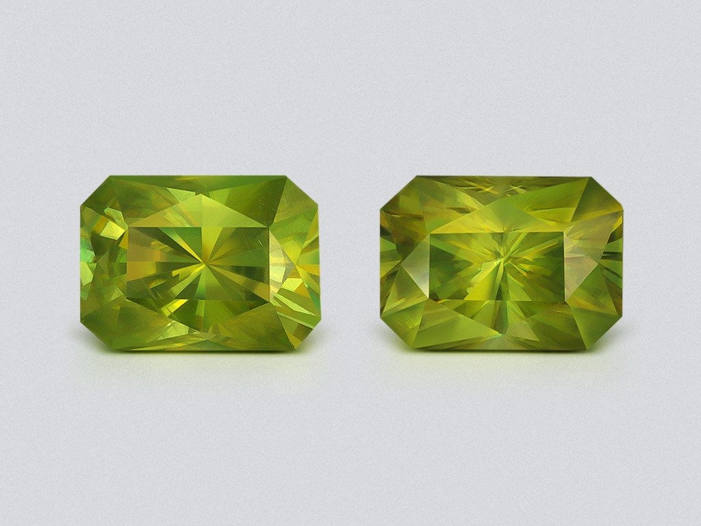 Contrasting pair of aquamarine and heliodor pear cut 4.05 carats, Mozambique 5