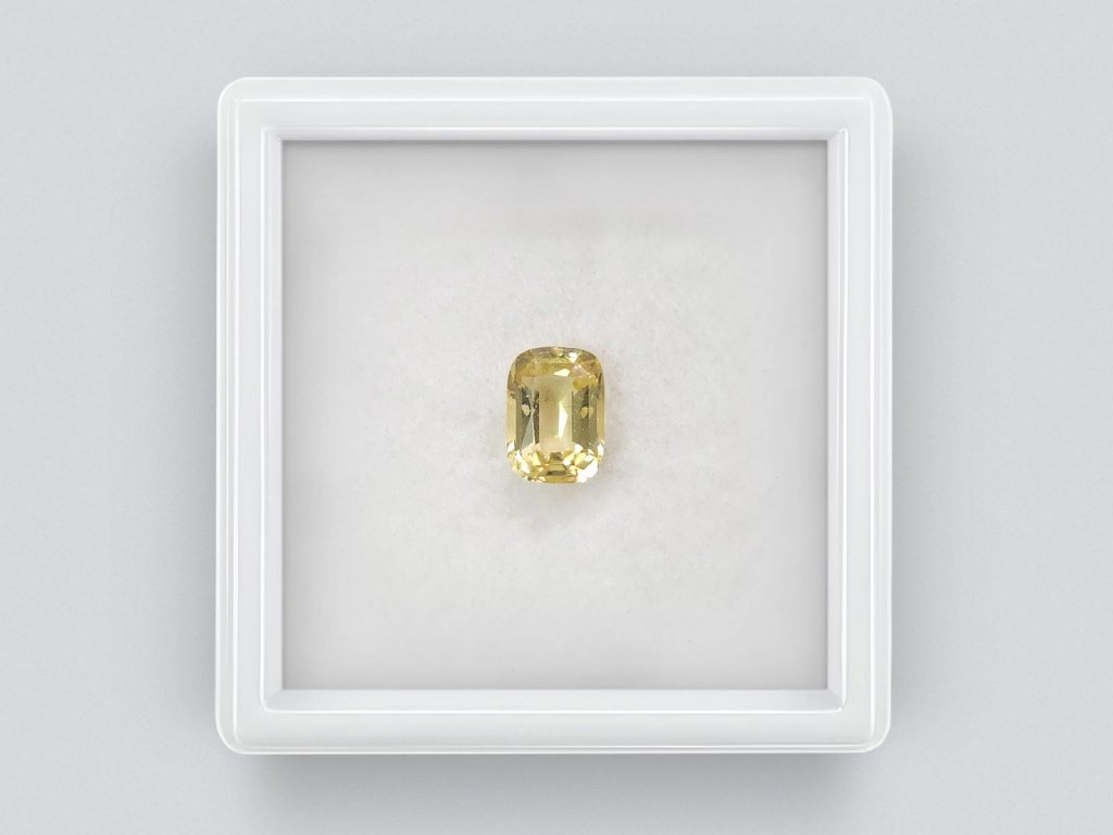 Cushion cut yellow beryl 1.48 carats, Nigeria