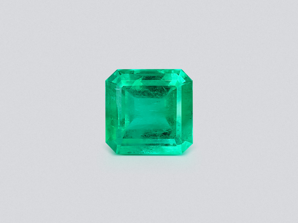 Colombian vs. Zambian Emeralds