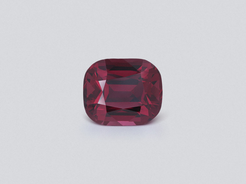 Large garnet cushion cut 10.76 carats, Tanzania