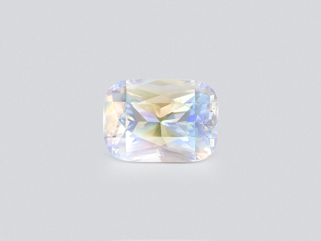 Moonstone cushion cut 14.04 carats, Africa