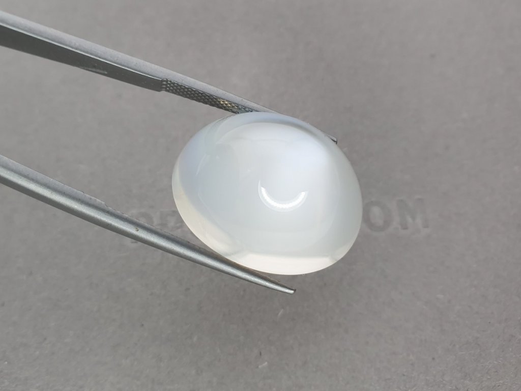 Moonstone from Burma 32.62 ct 5