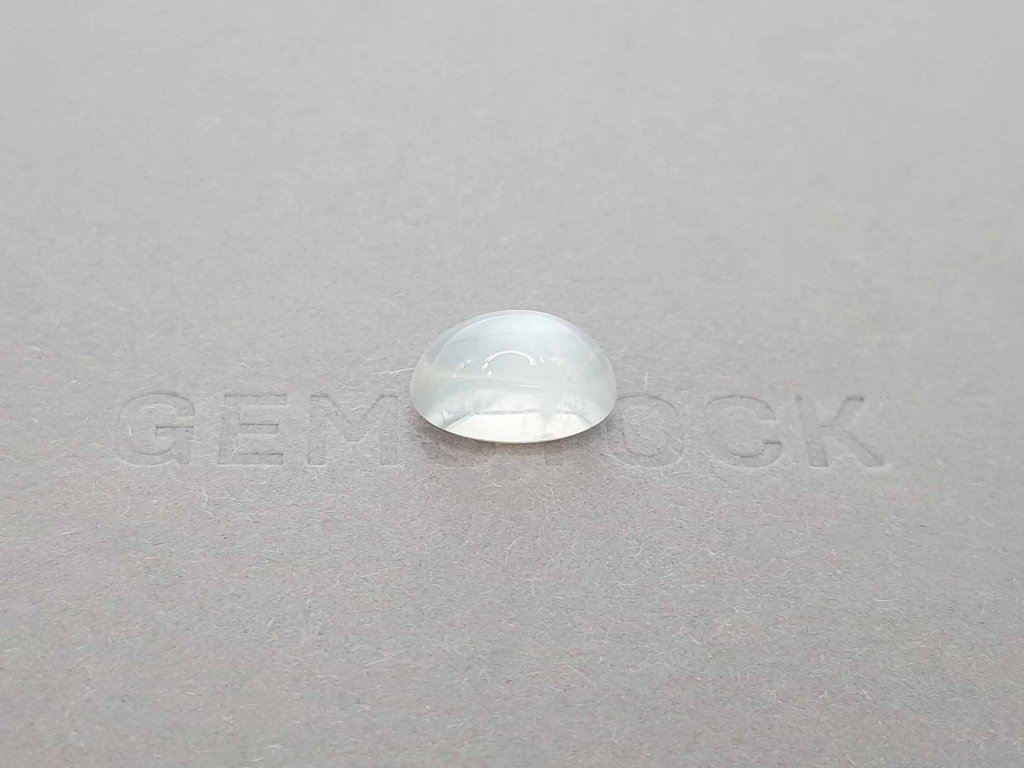 Moonstone from Burma in cabochon cut 6.66 ct 2