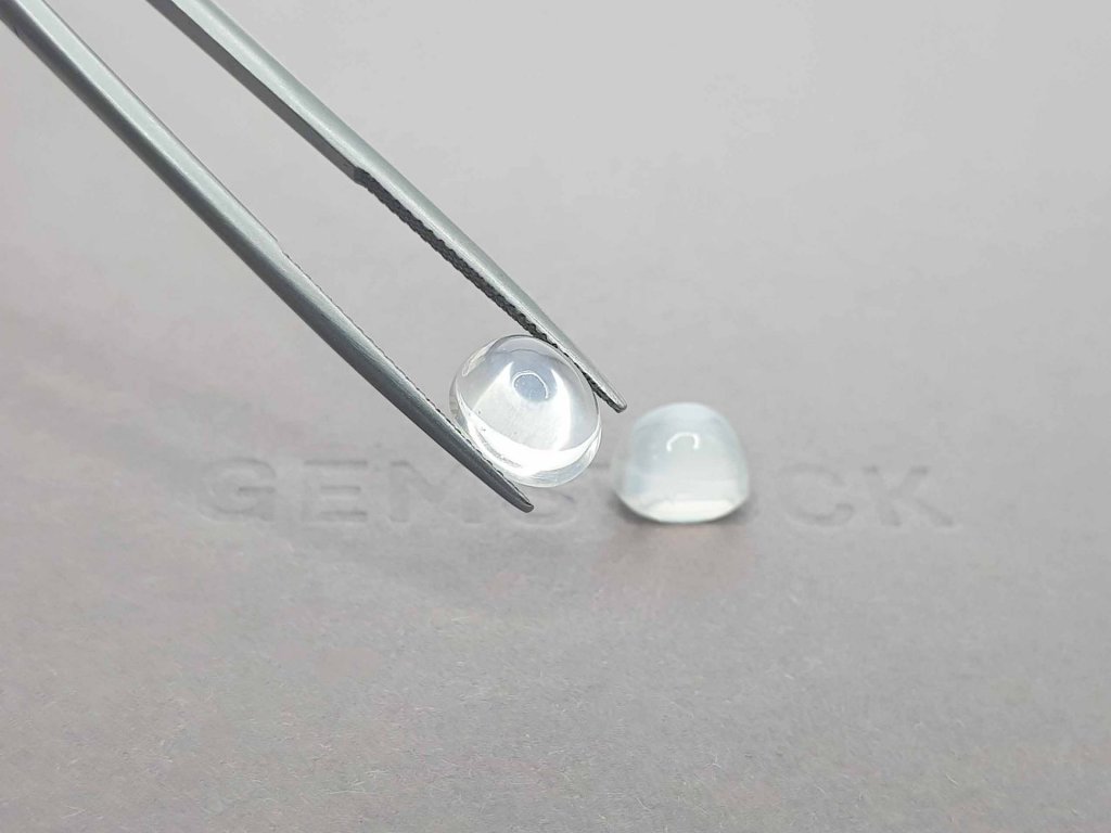 Moonstone from Burma in cabochon cut 7.42 carats 5