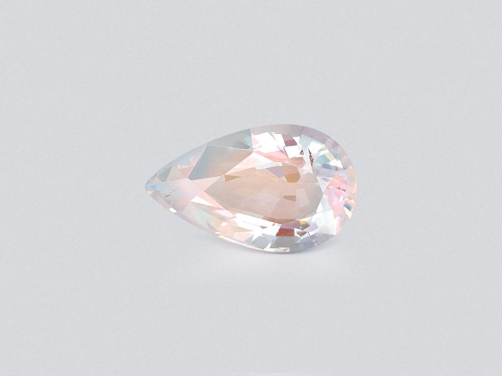 Moonstone pear cut 5.06 carats, Madagascar