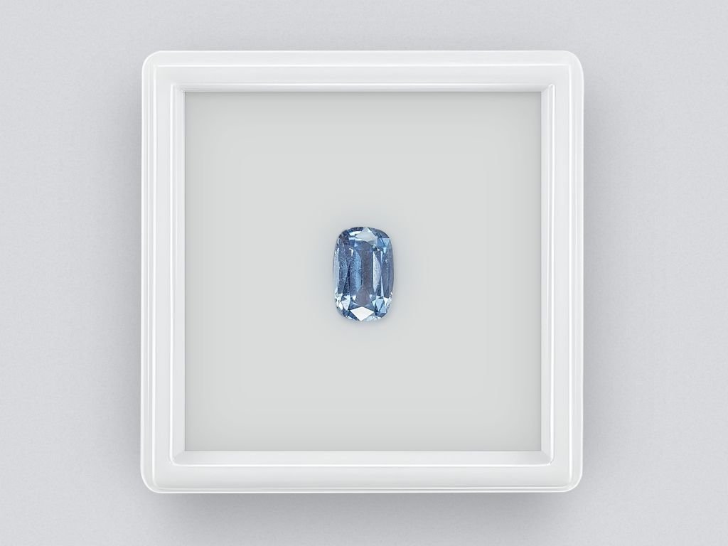 Neon blue oval cut apatite 1.60 ct, Brazil 2