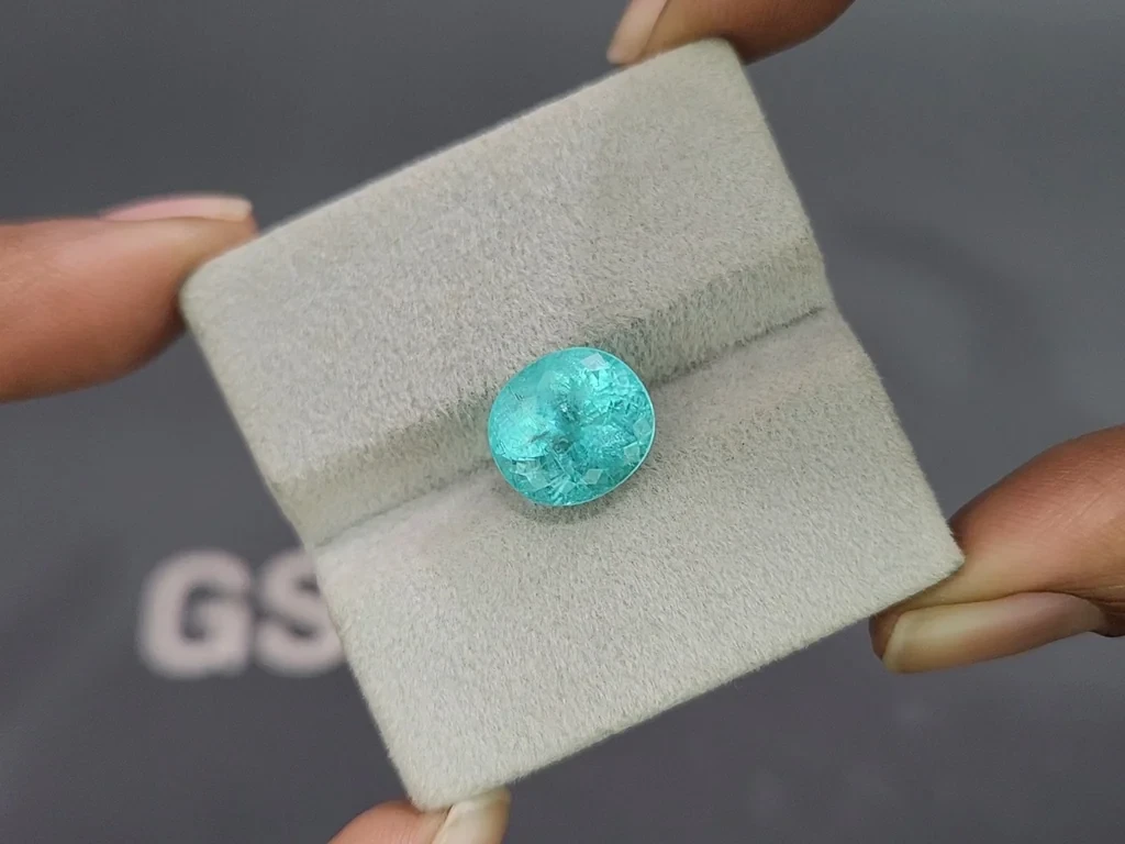 Neon blue Paraiba tourmaline in oval cut 6.00 carats, Africa 4