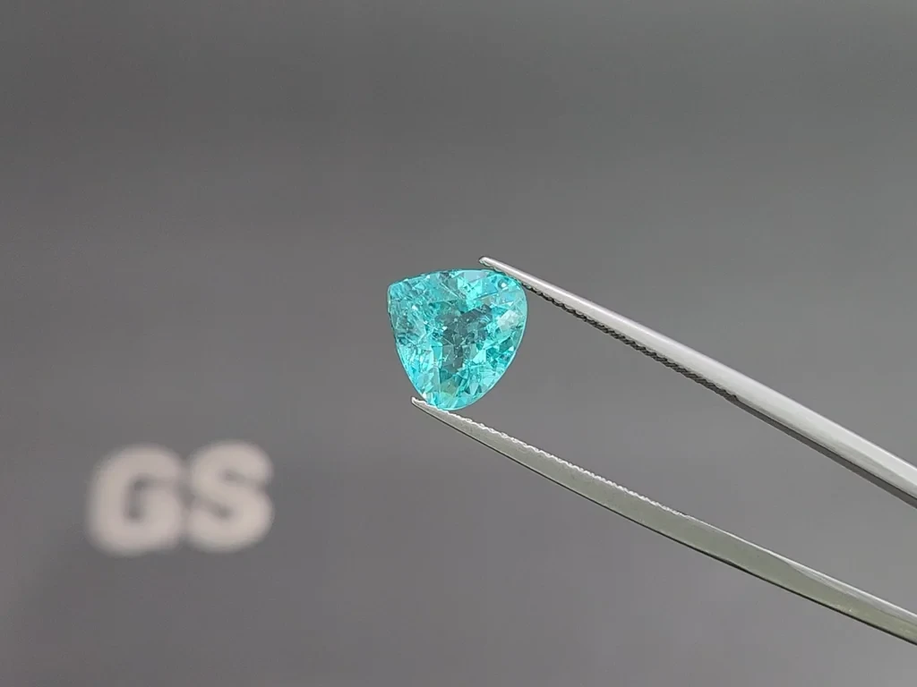 Neon blue Paraiba tourmaline in pear cut 3.25 carats, Mozambique 3