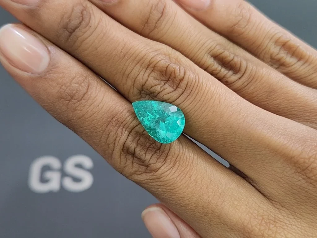 Neon blue Paraiba tourmaline in pear cut 6.76 carats, Mozambique 2