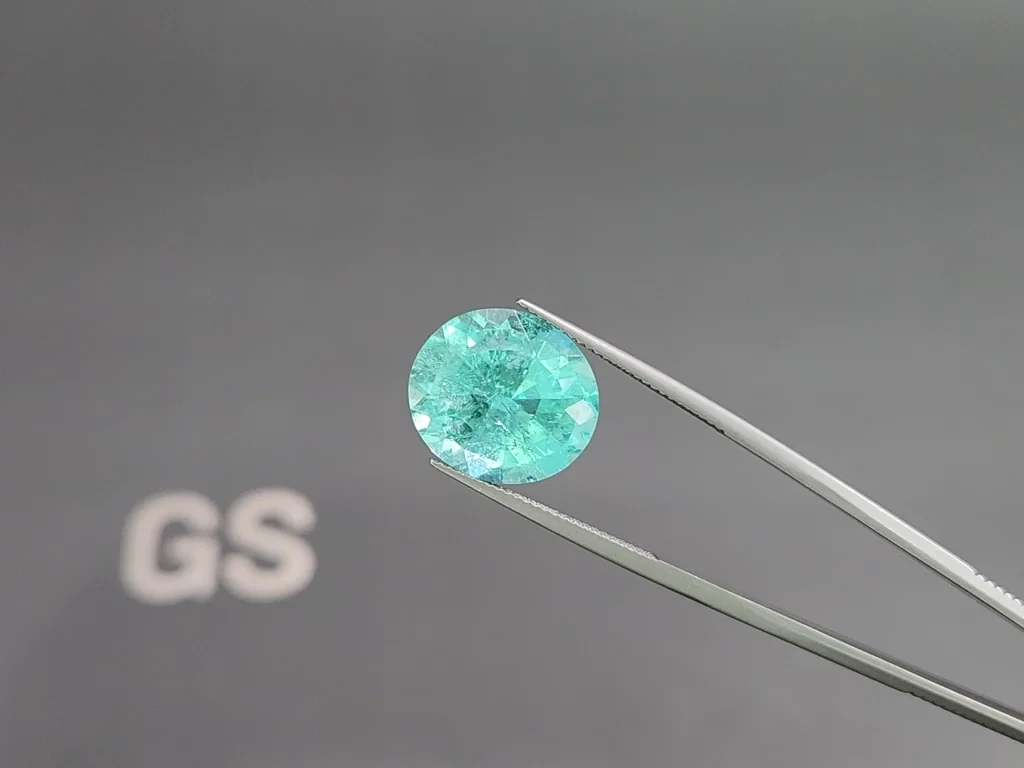 Neon blue Paraiba tourmaline oval cut 12.56 carats, Africa 3