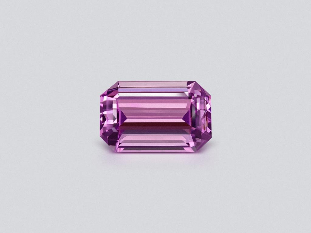 Octagon cut vivid pink kunzite 15.01 carats, Afghanistan