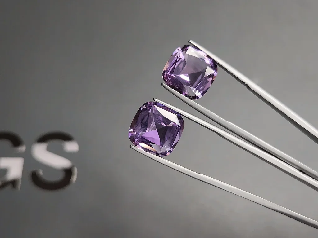 Pair of amethysts in cushion cut 16.36 carats, Brazil 3