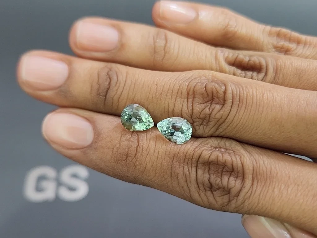 Pair of aquamarines pear cut 3.25 carats, Mozambique 2