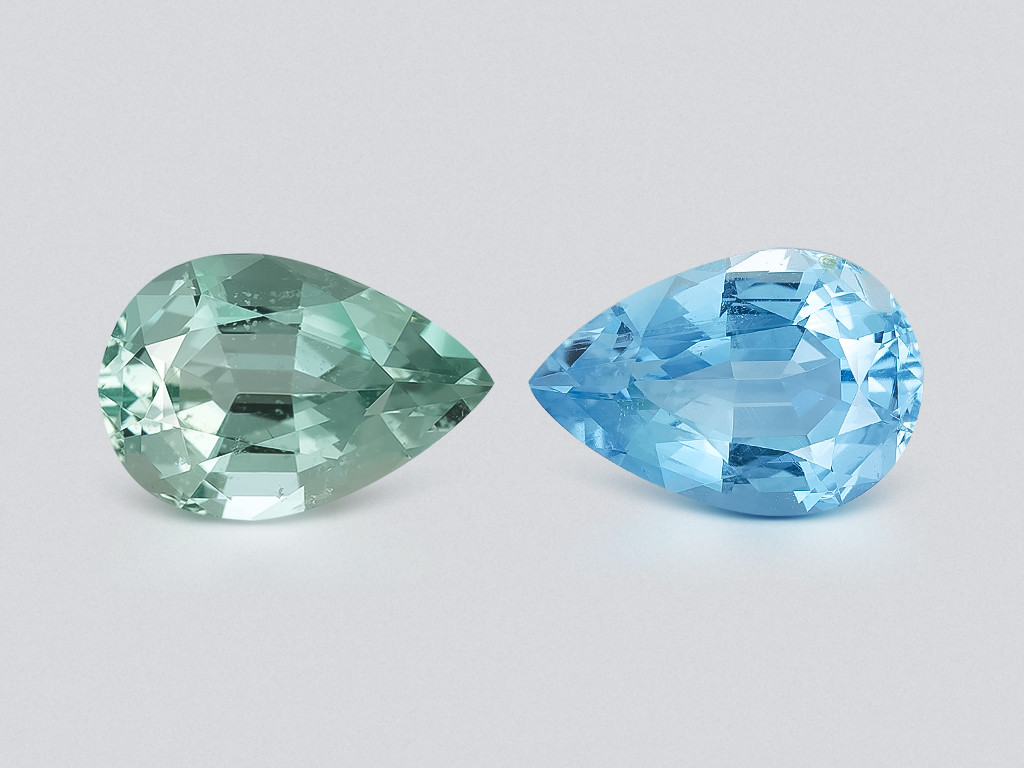Pair of contrasting aquamarines pear cut 7.83 carats, Mozambique