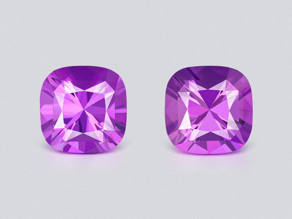 Pair of cushion-cut amethysts 9.96 carats, Brazil