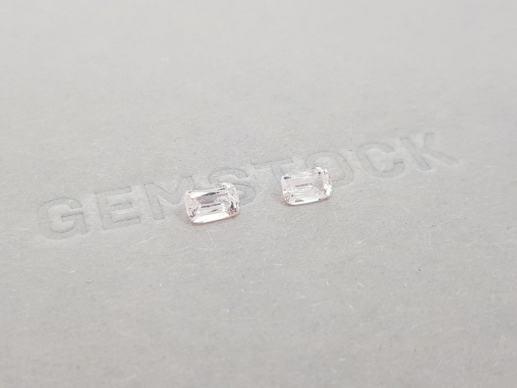 Pair of light pink cushion cut morganites 0.95 carat 2