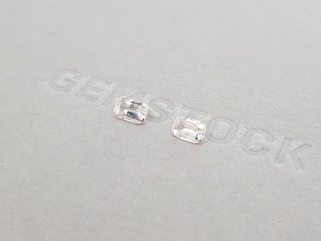 Pair of light pink cushion cut morganites 0.95 carat 3
