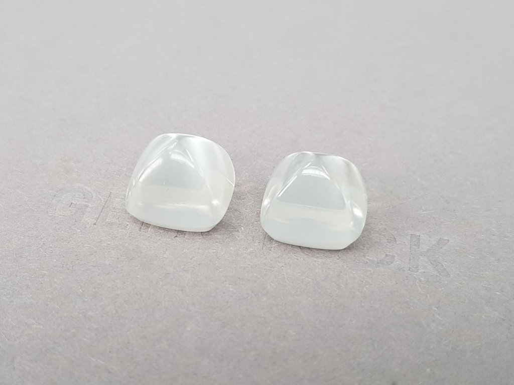 Pair of moonstones from Burma in sugarloaf cut 24.93 ct 4