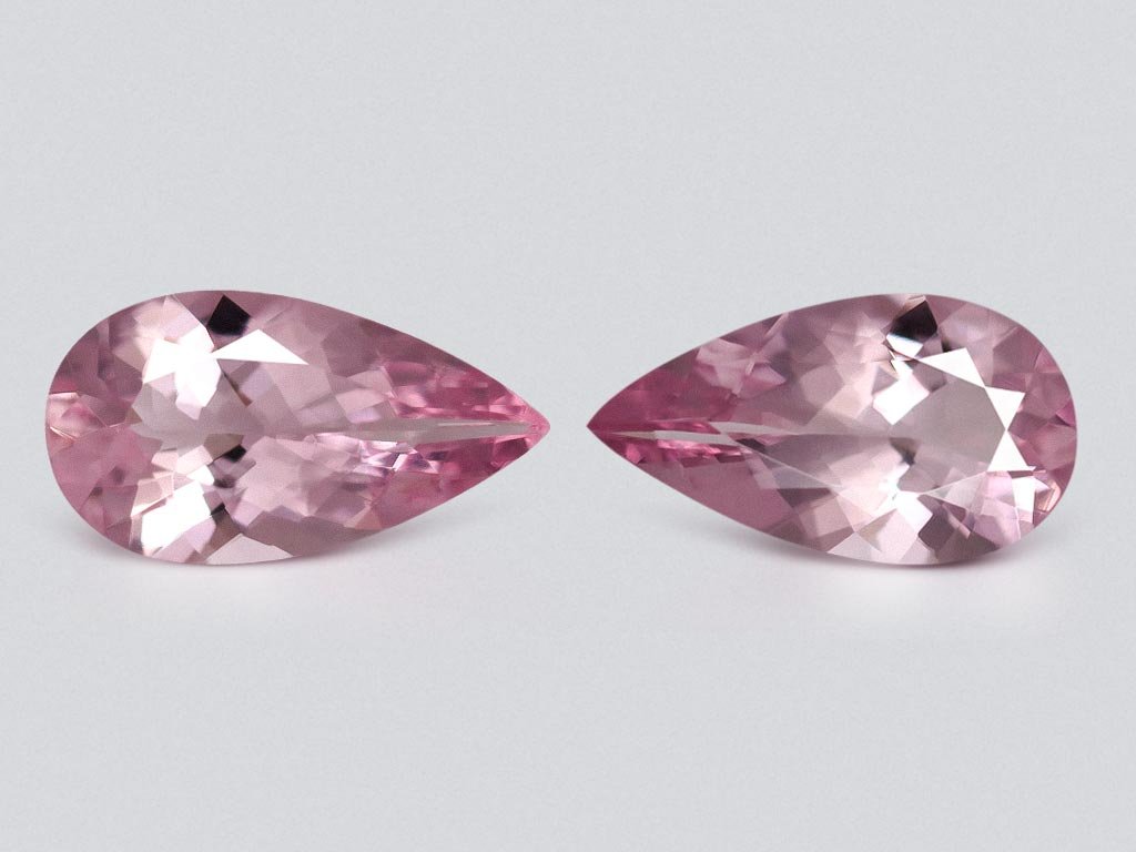 Pair of pink morganites in pear cut 4.00 carats, Madagascar