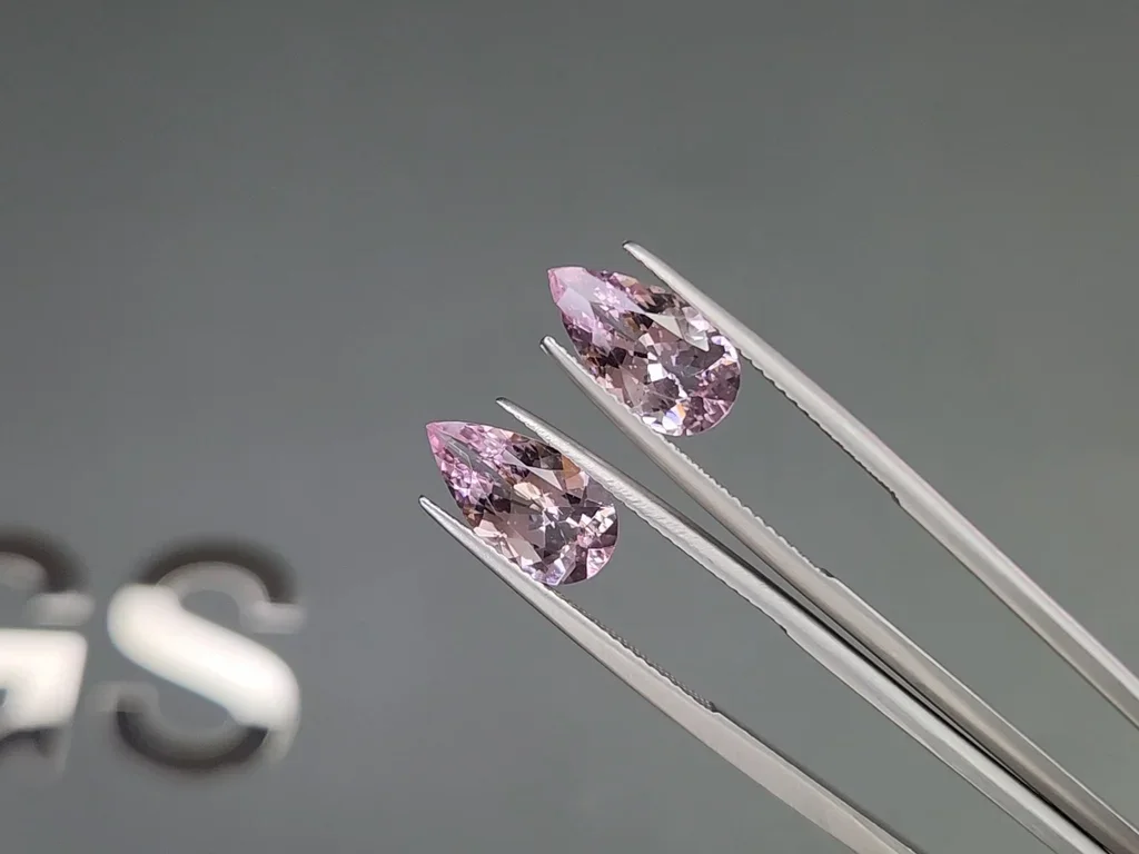 Pair of pink morganites in pear cut 4.00 carats, Madagascar 3