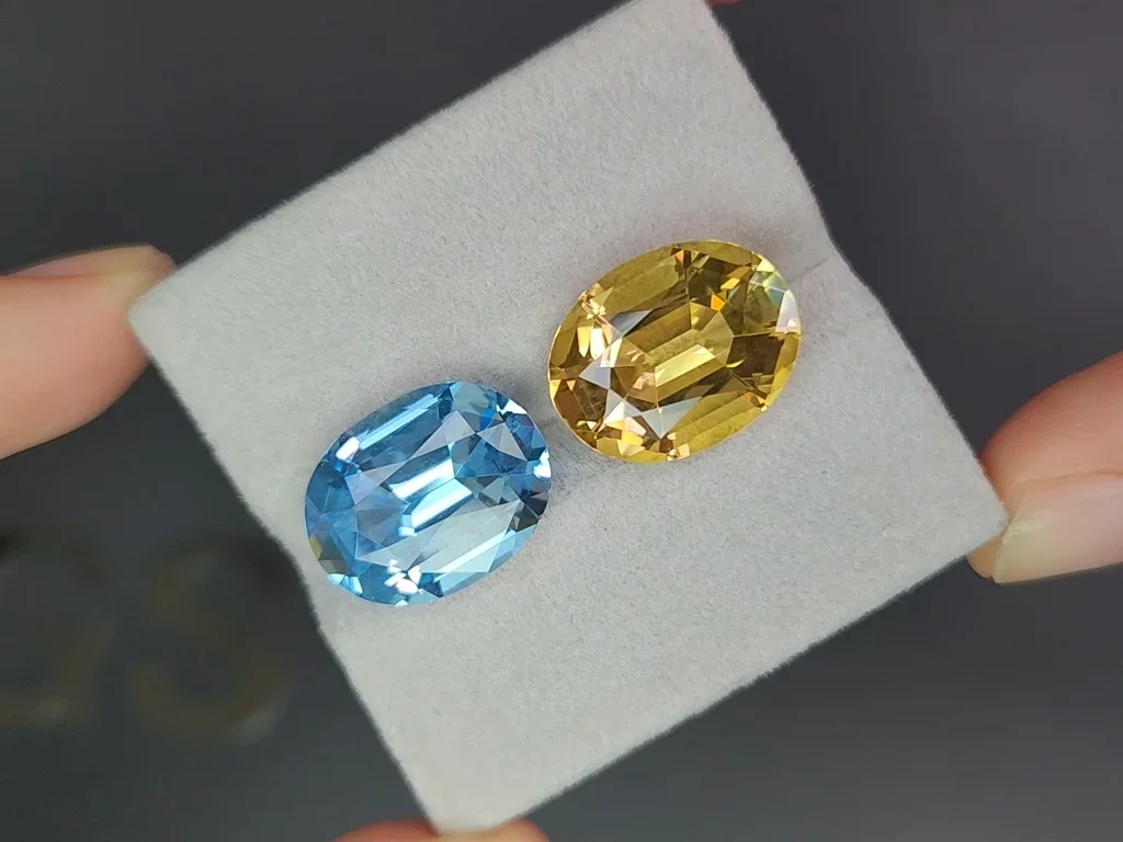 Pair of yellow citrine and sky blue topaz in high precision  cut oval 20.60 carats 4