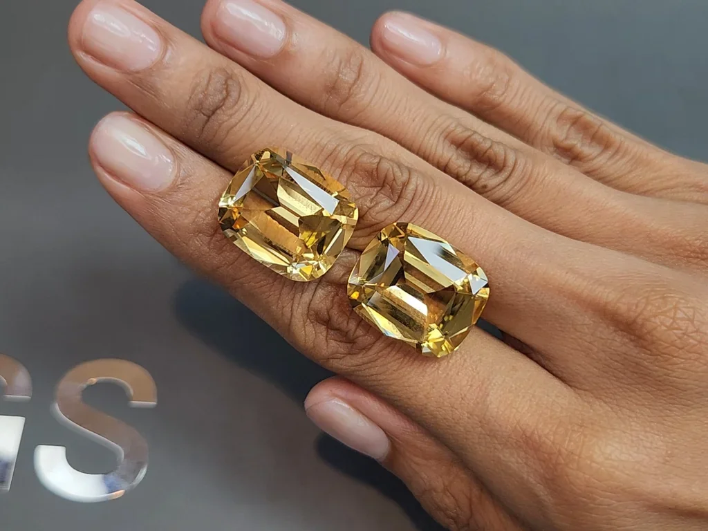 Pair of Yellow Cushion Cut Precision Crushed Stones 35.00-38.00ct, Africa 2