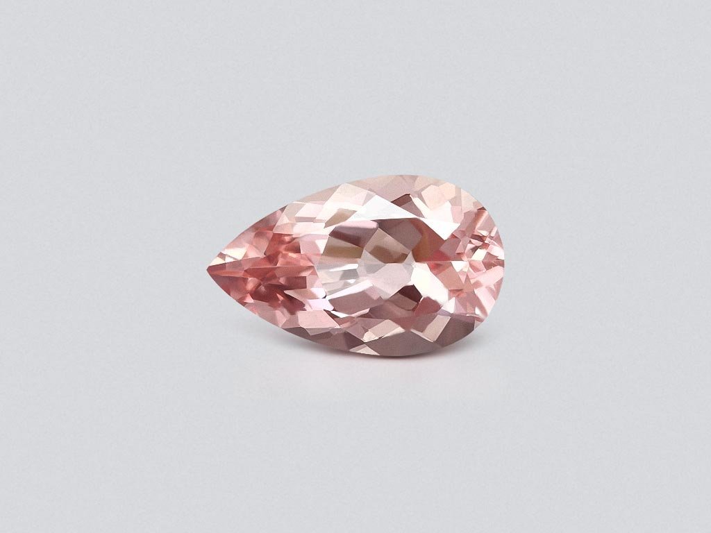 Pink morganite in pear cut 3.22 Carats