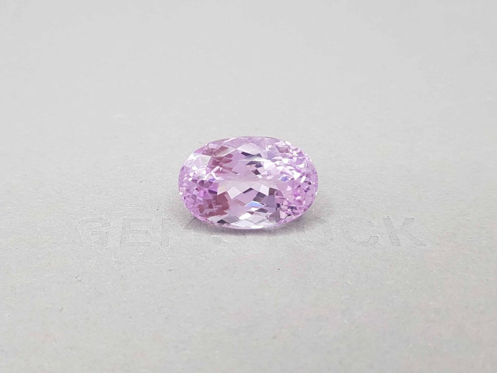 Pink oval cut kunzite 23.77 ct 2