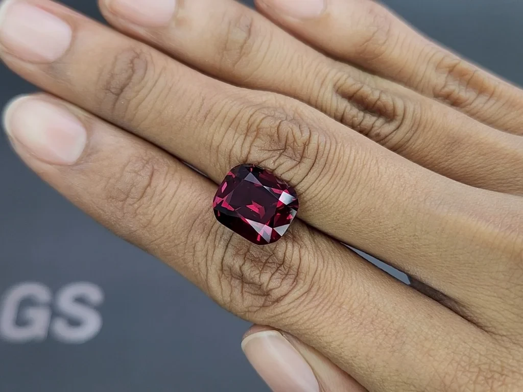 Purple garnet cushion cut  8.28 carats, Africa 2