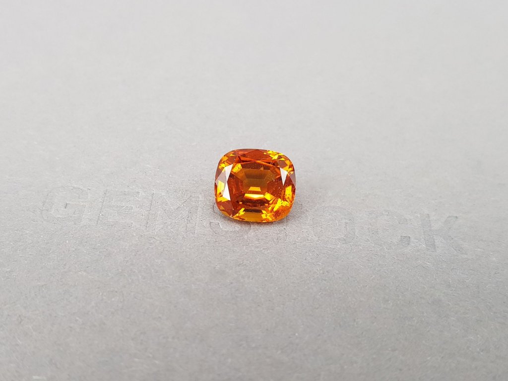 Rare top quality clinohumite in cushion cut 3.74 ct, Afghanistan 4