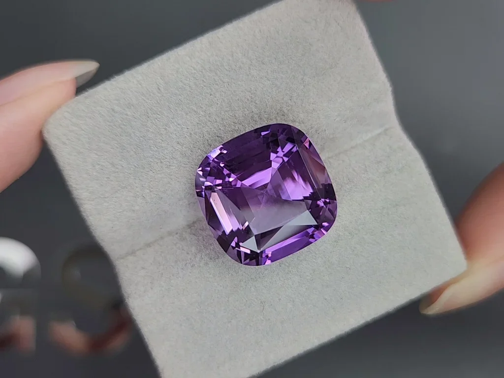 Set of amethysts cushion cut 38.72 carats, Brazil 5