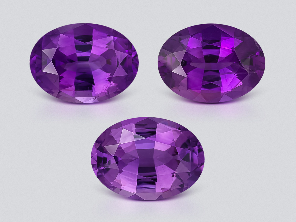 Set of amethysts oval cut 17.40 carats, Brazil