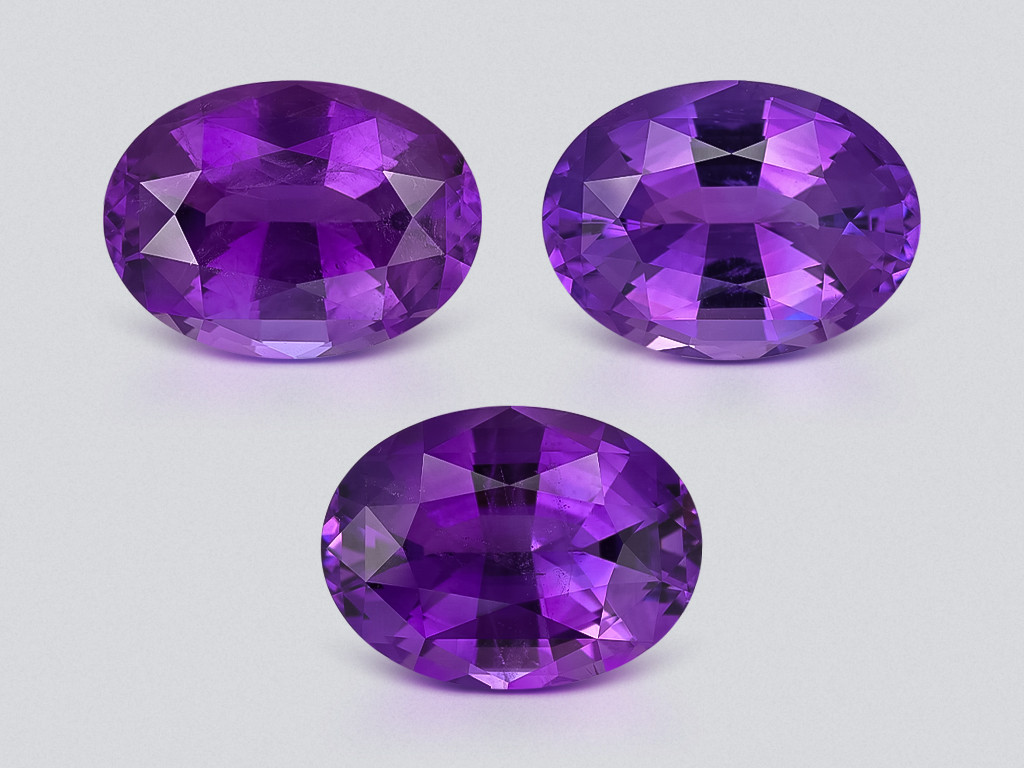 Set of amethysts oval cut 19.59 carats, Brazil