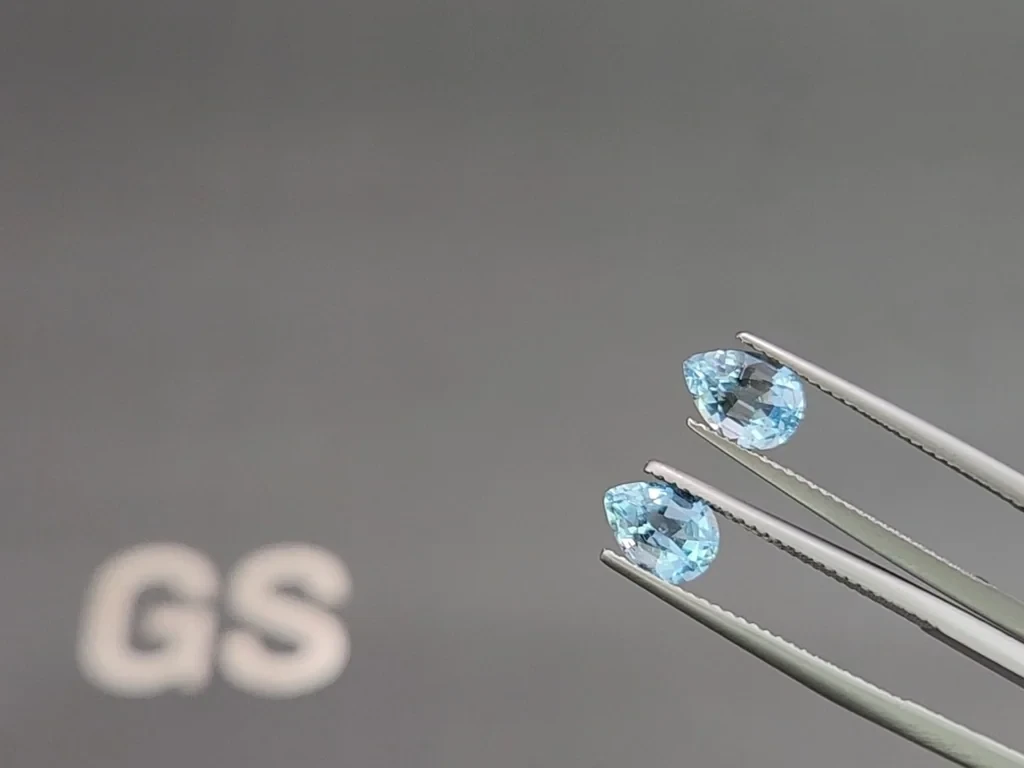 Set of aquamarines Santa Maria pear and marquise cut 5.27 carats, Mozambique 4
