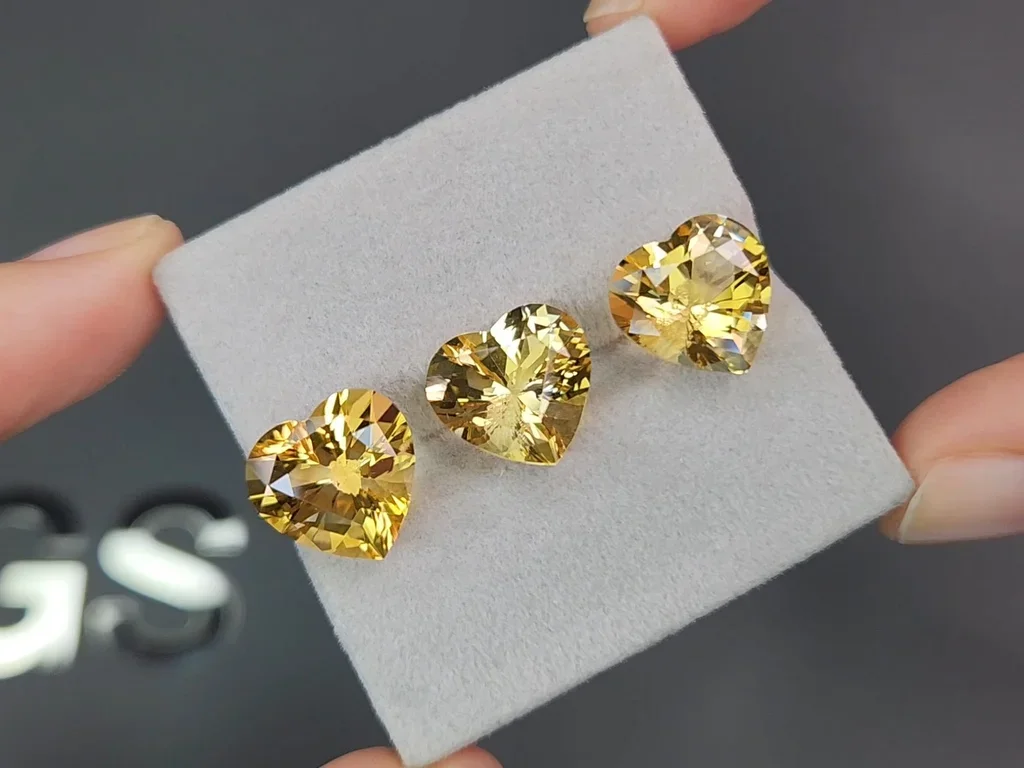 Set of citrines, high precision cut heart 13.73 carats, Africa 5