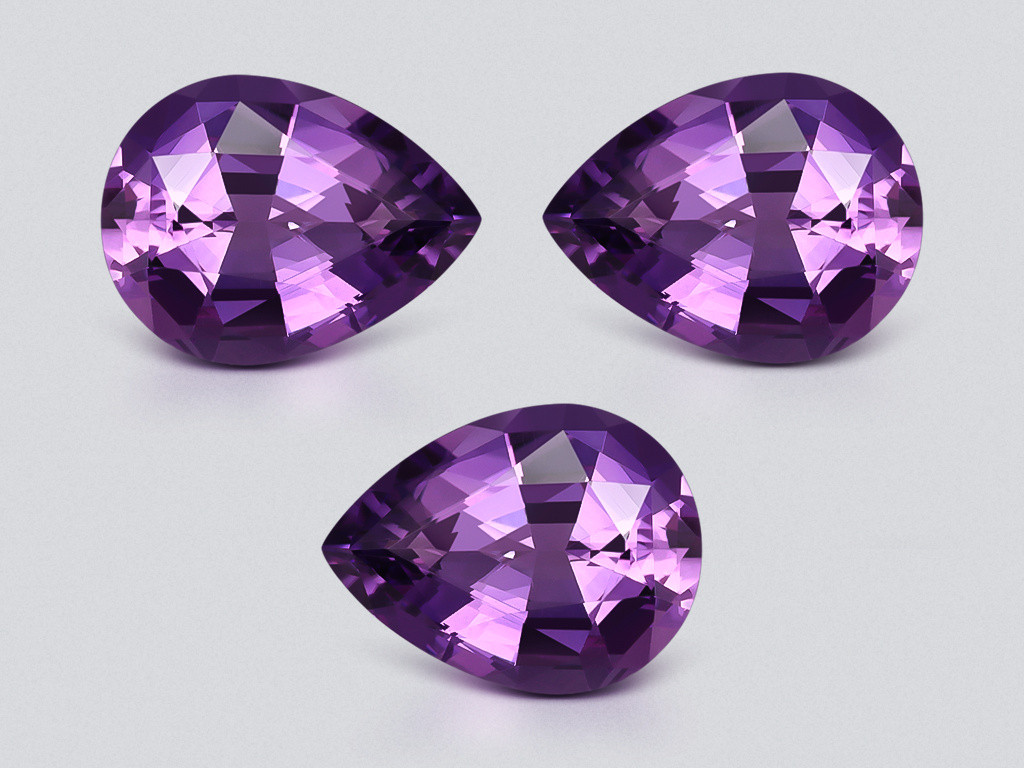 Set of purple amethysts pear cut 17.00-20.00 carats, Brazil