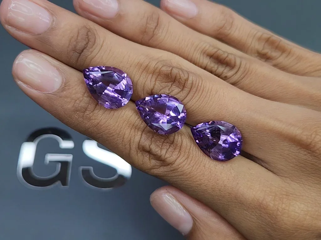 Set of purple amethysts pear cut 17.00-20.00 carats, Brazil 2