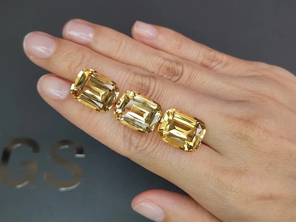 Set of yellow citrines in a high-precision cushion cut 33.52 carats, Africa 2