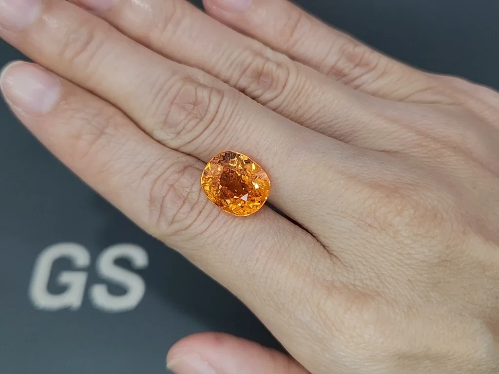 Spessartite garnet Fanta color cushion cut 10.27 carats, Africa 2