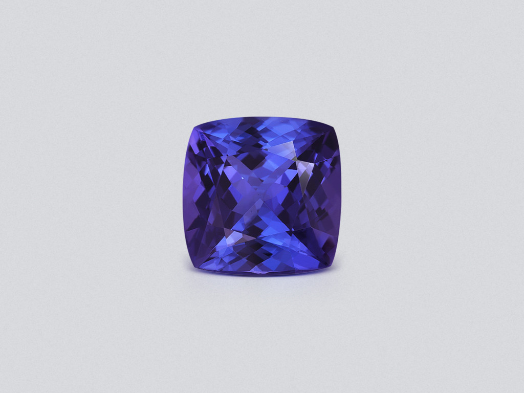 Tanzanite cushion cut 7.51 carats, Tanzania