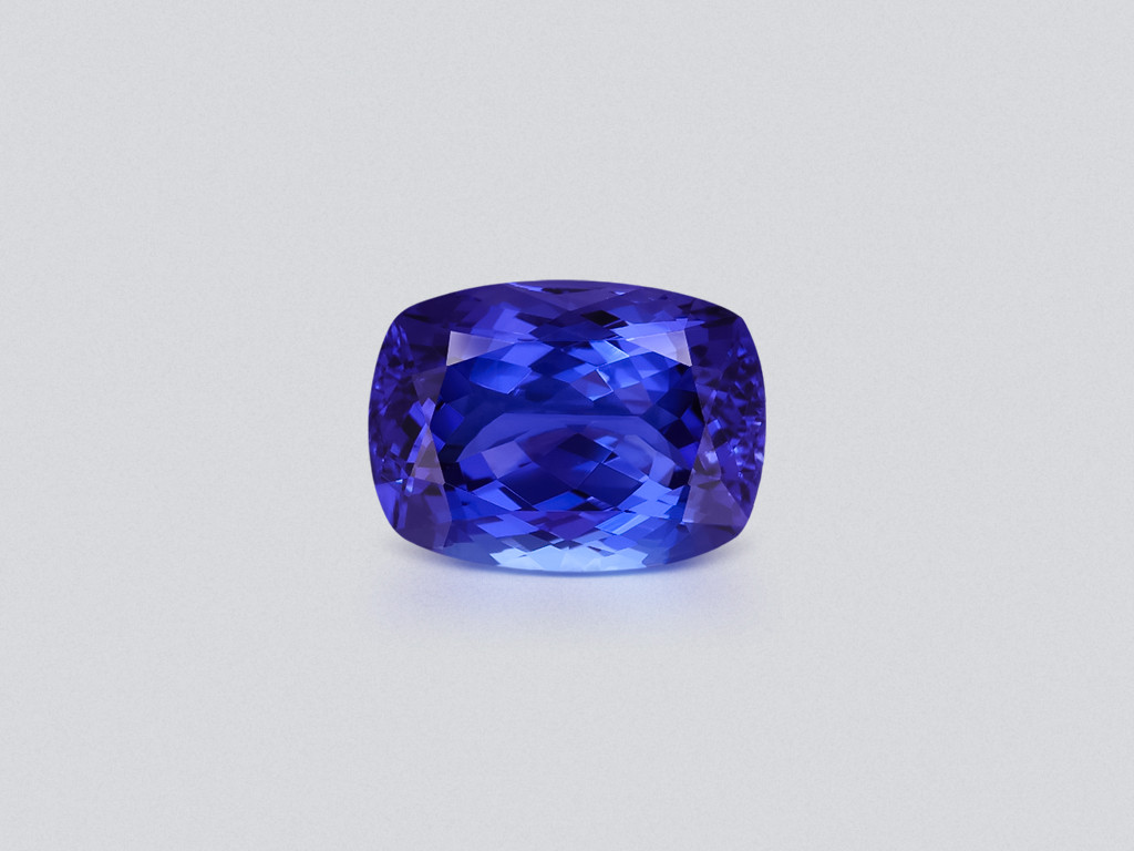 Tanzanite cushion cut 7.52 carats, Tanzania