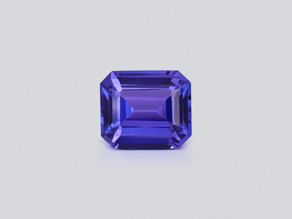 Tanzanite octagon cut 7.04 carats, Tanzania