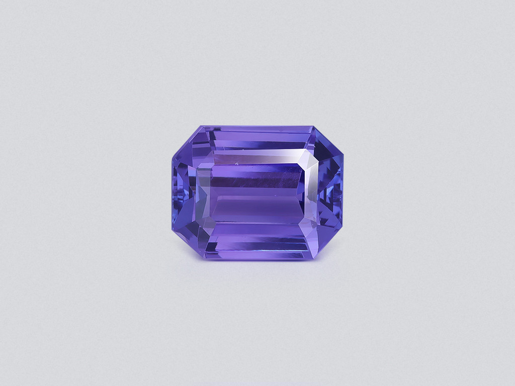 Tanzanite octagon cut 7.15 carats, Tanzania