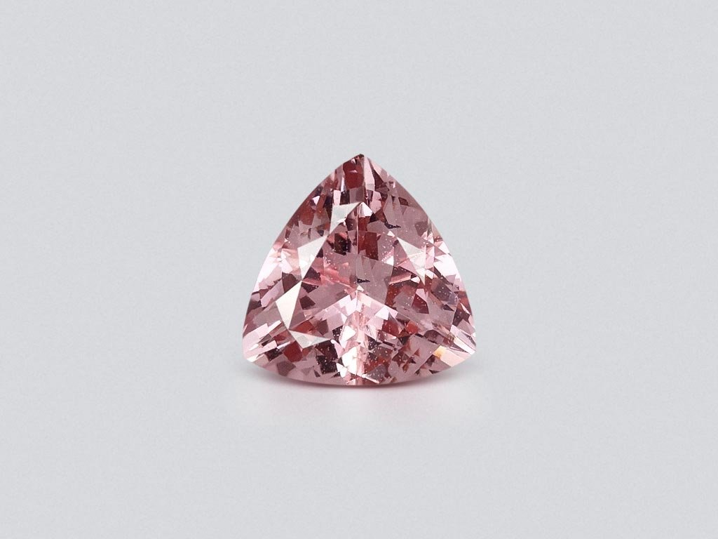 Trillion сut pink morganite 3.90 carats