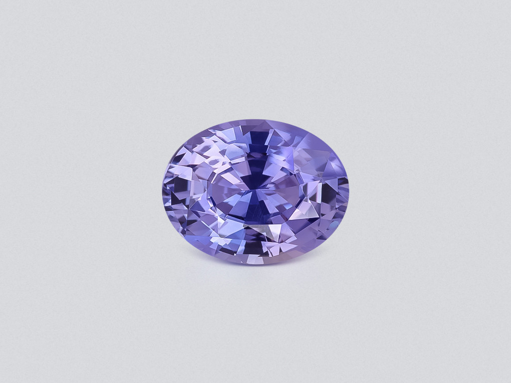 Unheated purple or Lavender sapphire in oval cut 2.96 carats, Sri Lanka