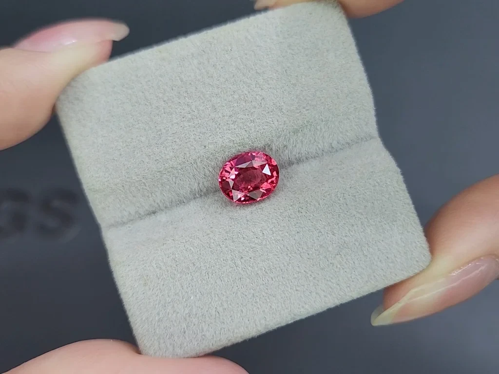 Vibrant Intense pinkish red Mahenge spinel in oval cut 2.01 carats, Tanzania 4