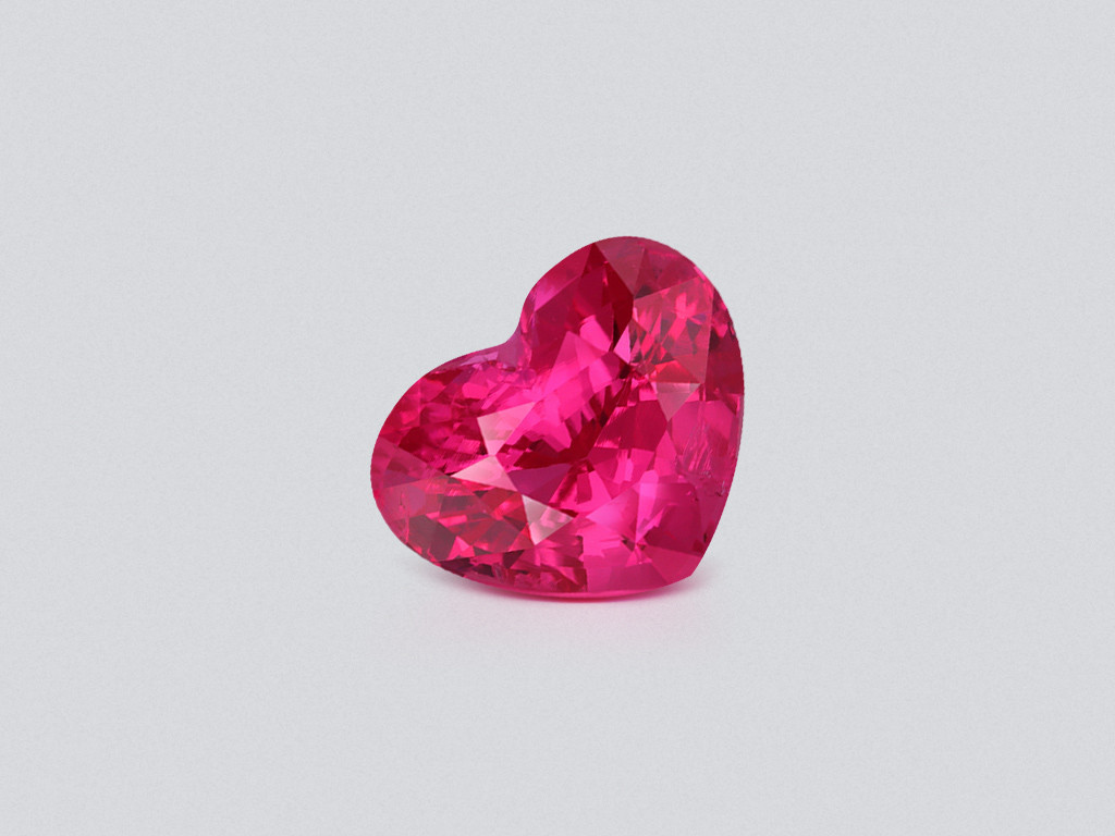 Vibrant Pink Red Mahenge spinel in heart shape 3.71 carats, Tanzania