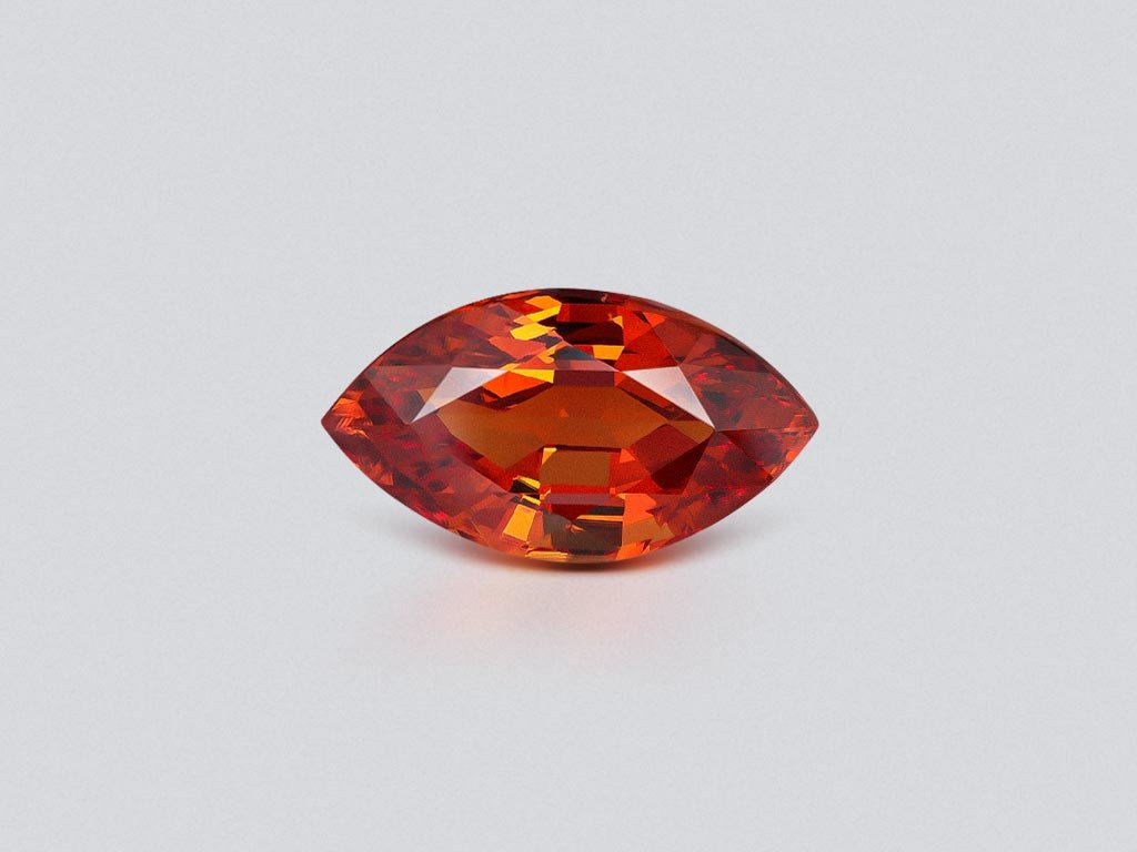 Vivid orange spessartine in marquise cut 6.90 carats, Africa
