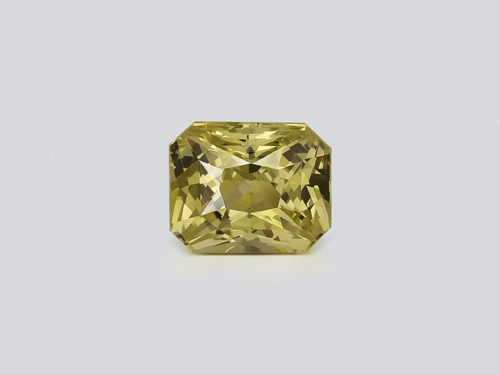Yellow green chrysoberyl radiant cut 1.53 carats, Sri Lanka